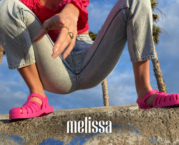 La comodidad en cada paso: Sandalias Melissa para un verano inolvidable